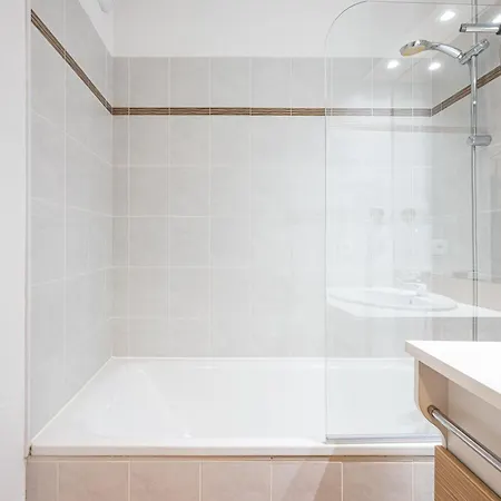 Le Bois Des Lauzes Apartment *